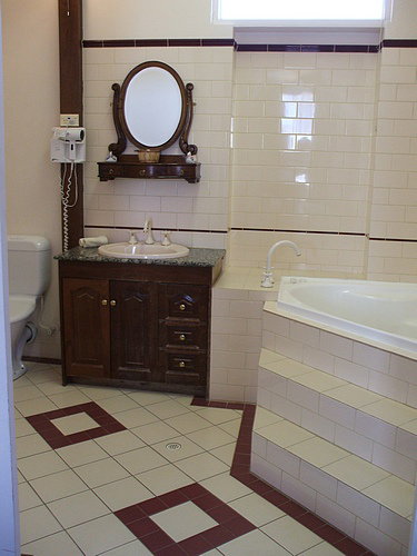 Shamrock Hotel - Holiday Find 1