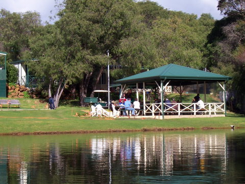 Riverview Tourist Park - Holiday Find 5