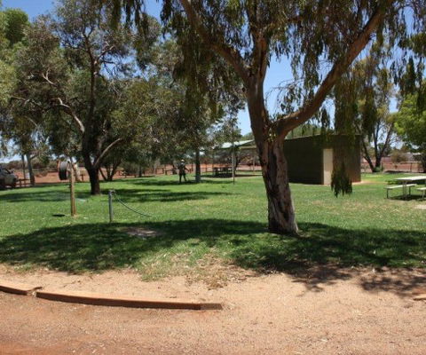 Alice Atkinson Caravan Park - Holiday Find 2