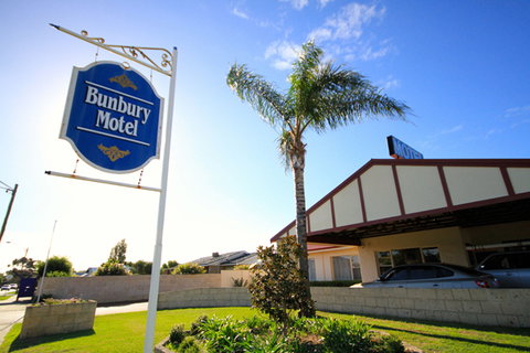 Bunbury Serviced Apartments - Holiday Find 0