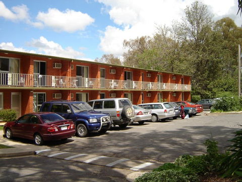 Corowa Golf Club And Motel - Holiday Find 0