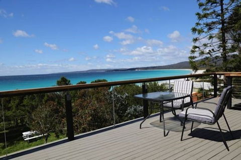 Driftwood Bay Of Fires - Holiday Find 0