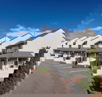 Elphin  Motel  Serviced Apartments - Holiday Find