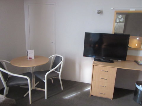 El Toro Motor Inn - Holiday Find 2