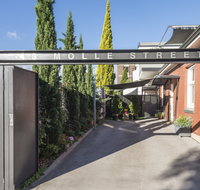 Hobart Cityscape Apartment 4 Studio - Holiday Find