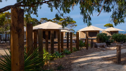Kangaroo Island Seafront Holiday Park - Holiday Find 0