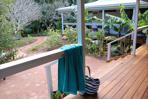 Lagoon Landing - Holiday Find 2