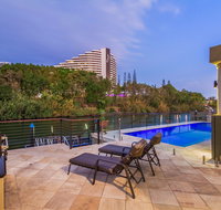 Lakeland Keys Broadbeach - Vogue Holiday Homes - Holiday Find