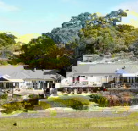 Llarrinda Bed  Breakfast - Holiday Find