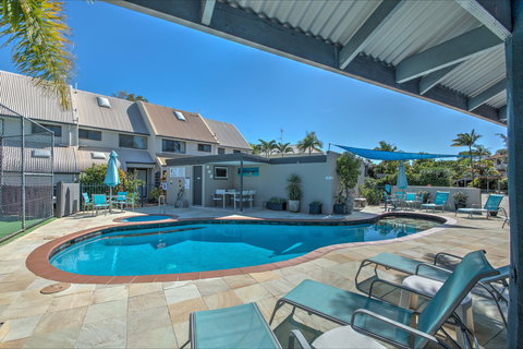 Nautilus Noosa Holiday Resort - Holiday Find 1