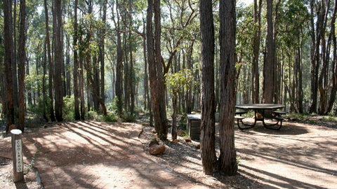 Perth Hills Centre Campground At Beelu National Park - Holiday Find 0
