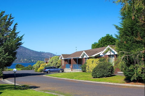 Riverfront Motel And Villas - Holiday Find 2