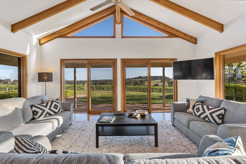 Simon Tolley Lodge - Holiday Find 0