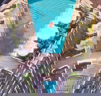 SKYE Suites - Holiday Find