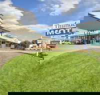 Thunderbird Motel - Holiday Find