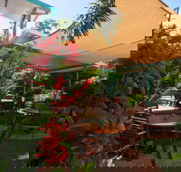 Tropical Palms Resort  4WD Hire - Holiday Find