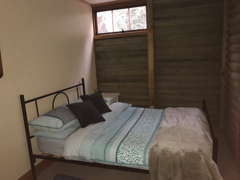 13 Broadbeach Drive, Carrickalinga - Holiday Find 2