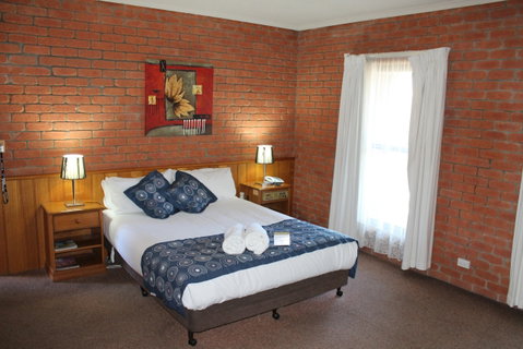 Bakery Hill Motel - Holiday Find 1