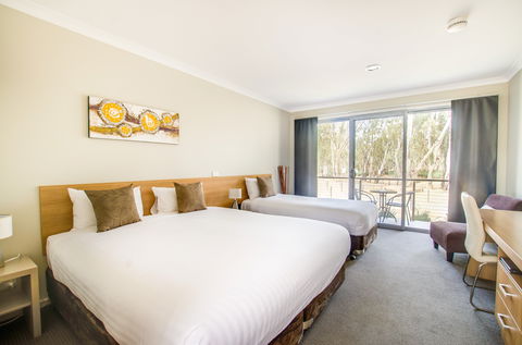 Campaspe Lodge At The Echuca Hotel - Holiday Find 0