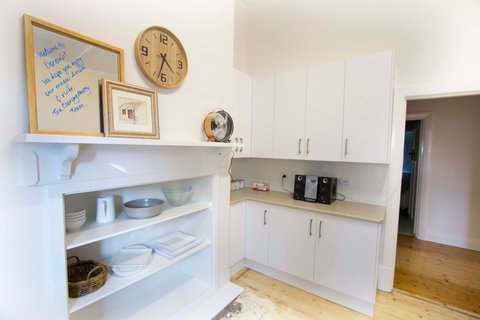 Doreen's - Holiday Find 2