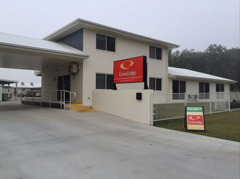 EconoLodge Beachside Motel - Holiday Find 0