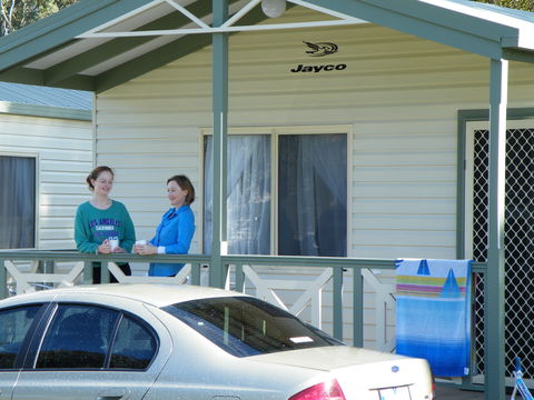 Lake Hamilton Motor Village And Caravan Park - Holiday Find 0