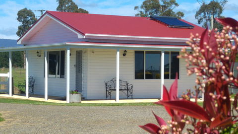 Little Sunnyside Accommodation - Holiday Find 1