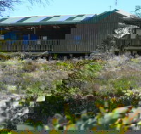 Melaleuca - Eco and Pet Friendly  Harbor Point Cabins - Holiday Find