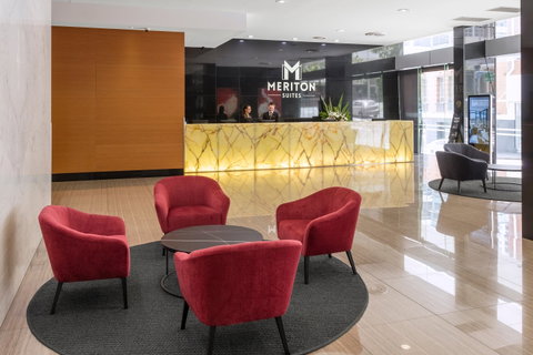 Meriton Suites Adelaide Street, Brisbane - Holiday Find 0
