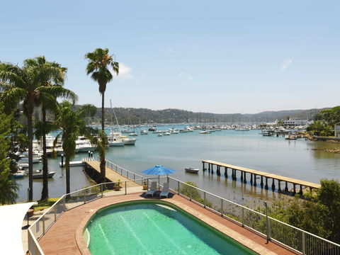 Metro Mirage Hotel Newport - Holiday Find 0