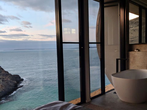 Naiko Retreat - Holiday Find 0