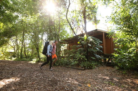 Samurai Beach Bungalows Port Stephens YHA - Holiday Find 1