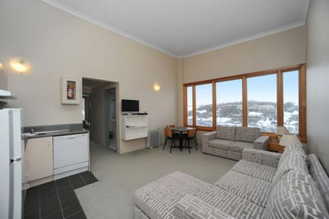 Smiggins Chalet Apartments - Holiday Find 2