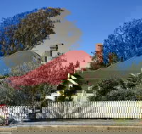 Tenterfield Luxury Historic Cottage