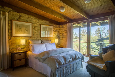 The Burrow At Wombat Bend Bed And Breakfast - Holiday Find 0