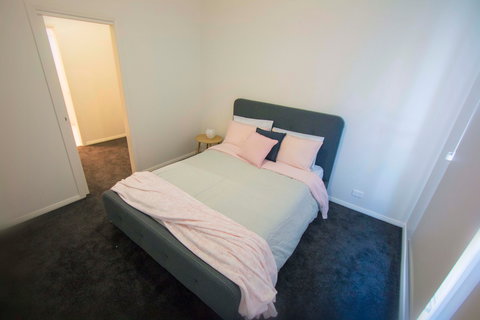 The Races - Wellington - Holiday Find 2