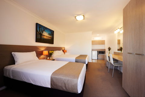 Adelong Motel - Holiday Find 0
