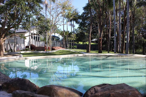 Away On Belongil Fields - Holiday Find 0