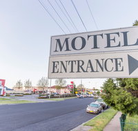 Bathurst Motor Inn - Holiday Find