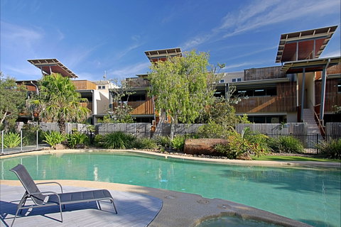 Beach Villa 17, East On Byron - Holiday Find 1