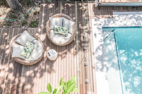 Beach Chalet - Holiday Find 1
