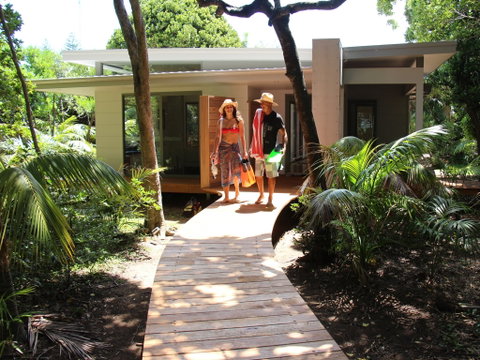 Bowker Beach House - Holiday Find 0
