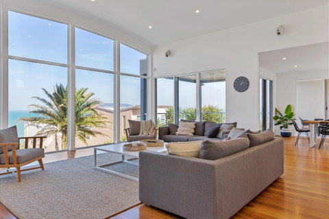 Carpe Diem, 15 Barbara Str Port Elliot - Holiday Find 2