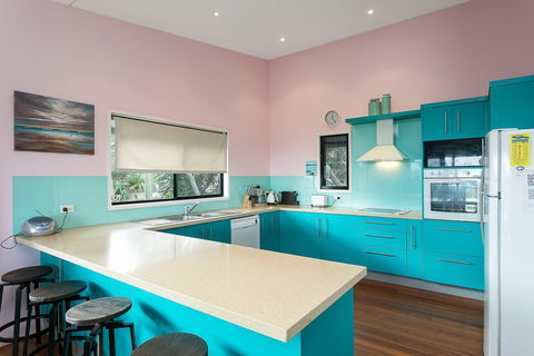 Colours Of Cylinder - Holiday Find 2