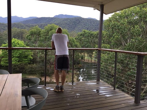 Dreaming Of The Buckland - Holiday Find 0