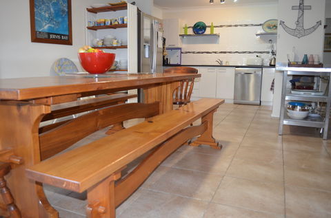 Echostayz Blenheim Beach House - Holiday Find 2