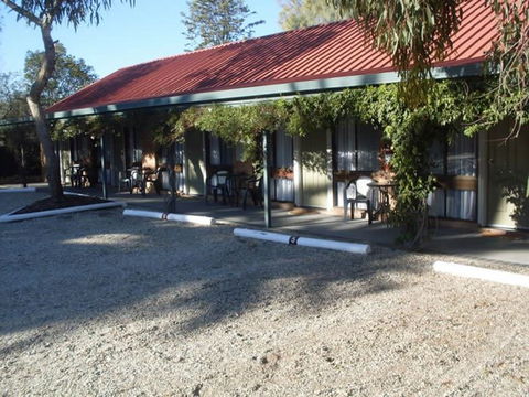 Jolly Swagman Holbrook Motor Inn - Holiday Find 0