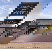 Mackellar Motel - Holiday Find