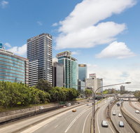 Meriton Suites North Sydney
