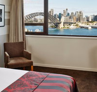 North Sydney Harbourview Hotel